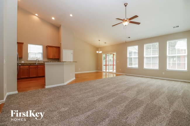 Photo - 115 Marinella Dr