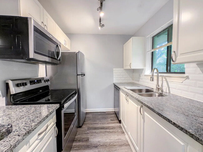 Photo - 5329 Reiger Ave