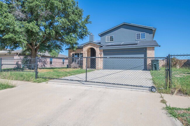 Photo - 4201 Thunder Creek Dr