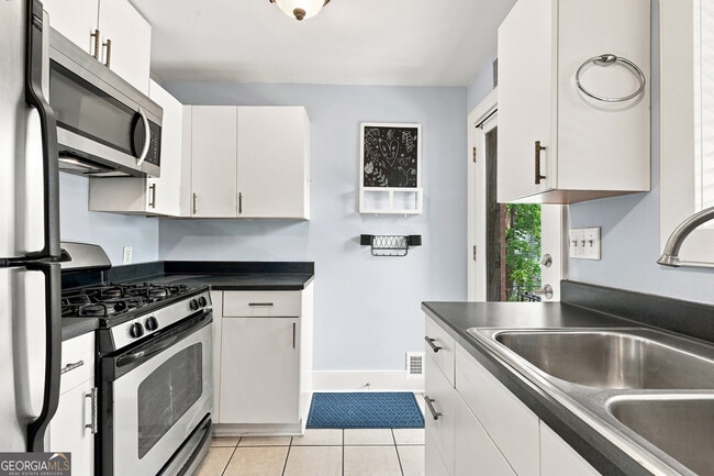Photo - 1466 E Rock Springs Rd NE