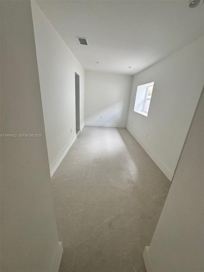 Photo - 6534 SW 34th St Unit 2