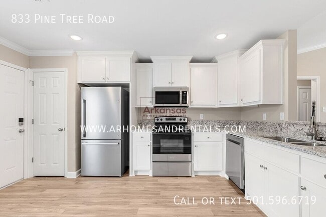 Photo - 833 Pine Tree Rd