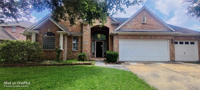 Building Photo - 3302 E Cedar Hollow Dr