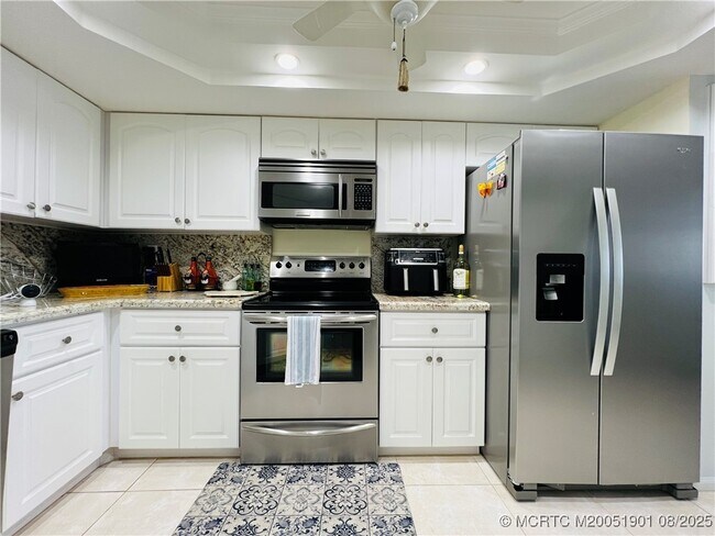 9500 S Ocean Dr Unit 809