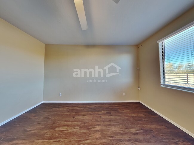 Photo - 7556 W Ranchers Dr