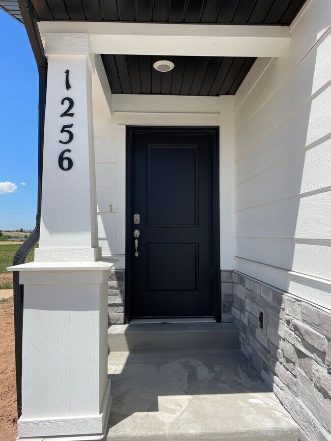 Photo - 3-Bedroom Townhome in Santaquin!