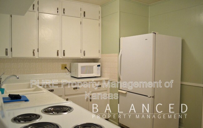 Photo - 1915 SW Moundview Dr