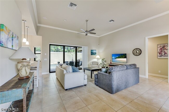 Photo - 1221 Briarwood Ct
