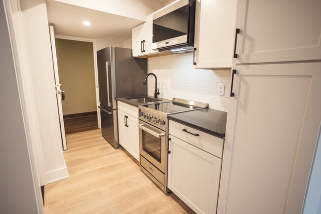Albemarle Studio Apartments