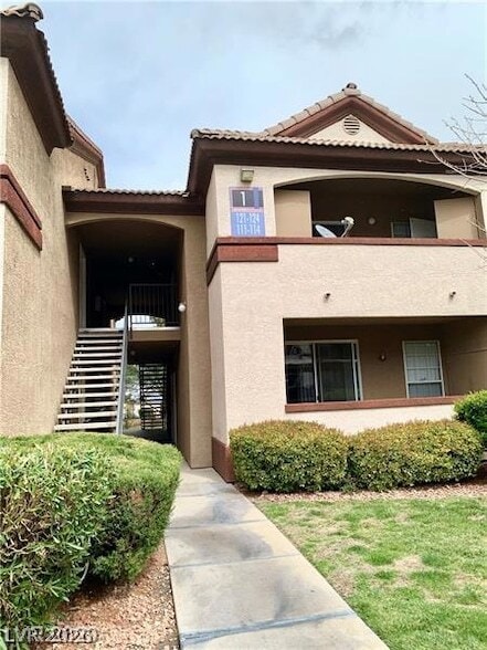 Building Photo - 231 Horizon Peak Dr Unit 123