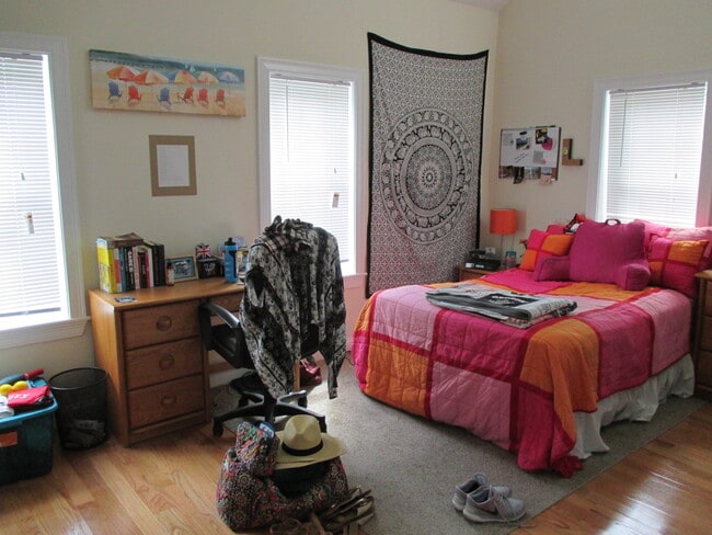 19 Gilman St