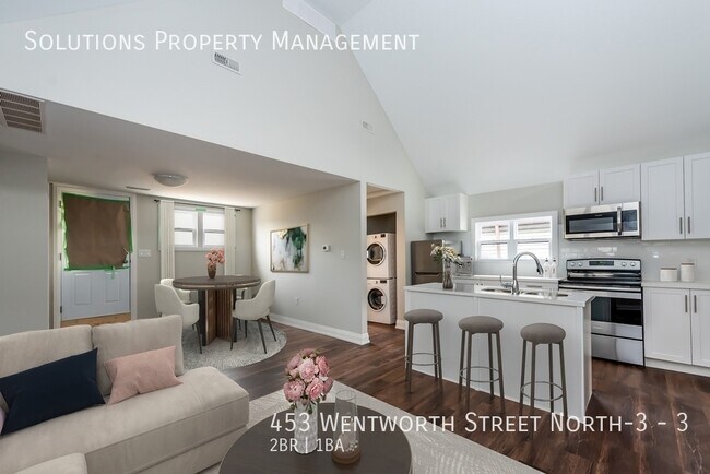 Photo - 453 Wentworth St N Unit 3