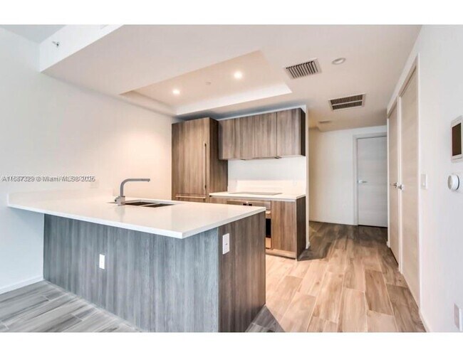 Photo - 801 S Miami Ave Unit 4406