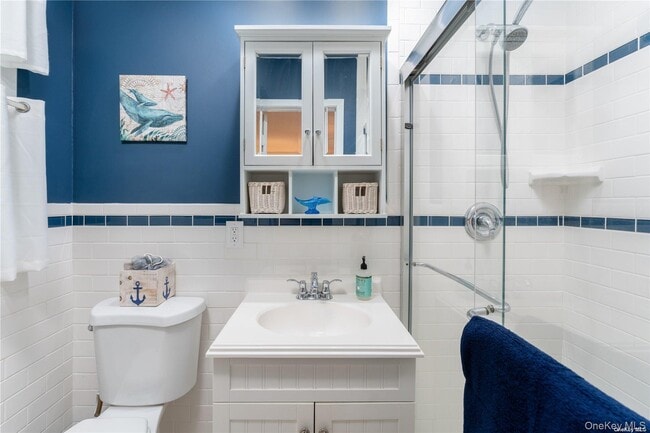 Photo - 8 Wakeman Ct