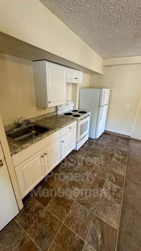 Photo - 205 NW Kings Blvd Unit 9