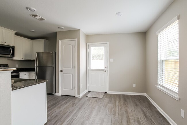 Photo - 27126 Leonardo Dr