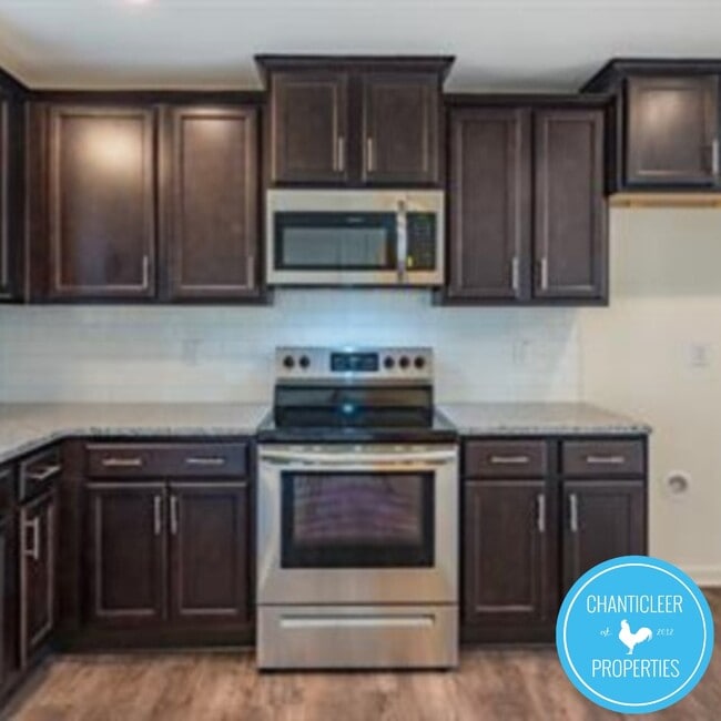 Photo - 1216 Haybrook Ln