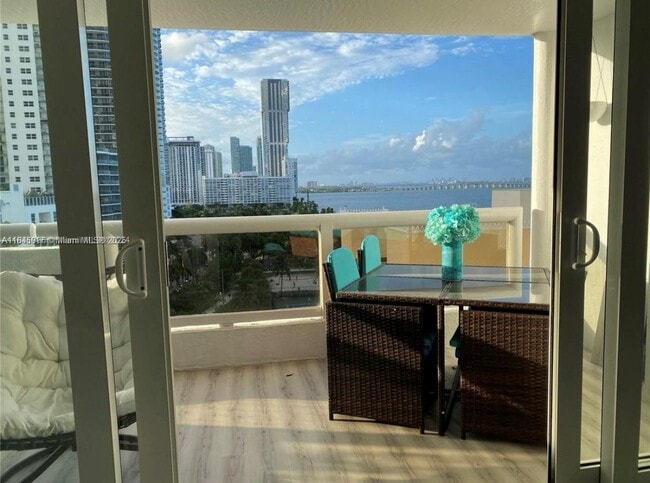 Photo - 1717 N Bayshore Dr Unit A-1239