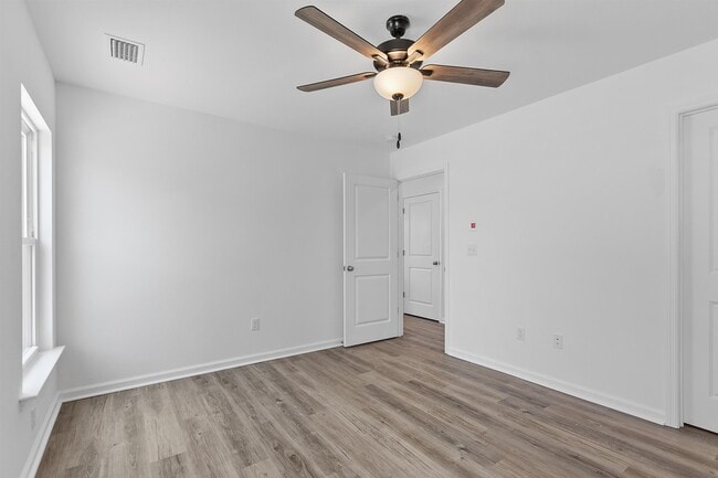 Building Photo - 3613 Meadow Vista Ln. Rental