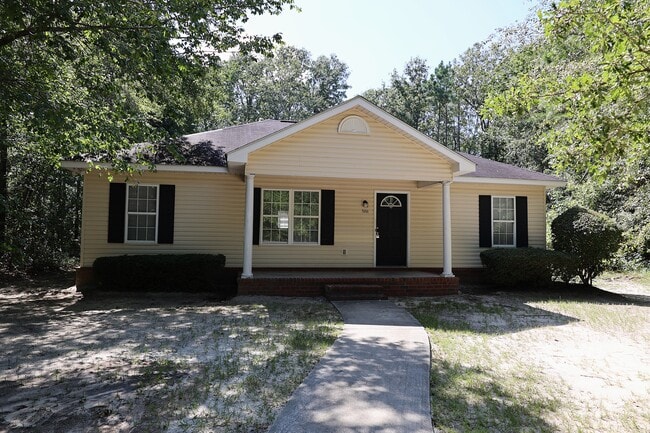 Building Photo - 5606 Landings Pkwy