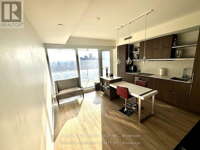 Photo - 197 Yonge St Unit 2710