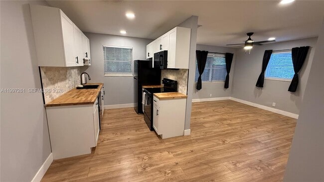 Photo - 1035 SW 30th St Unit 1