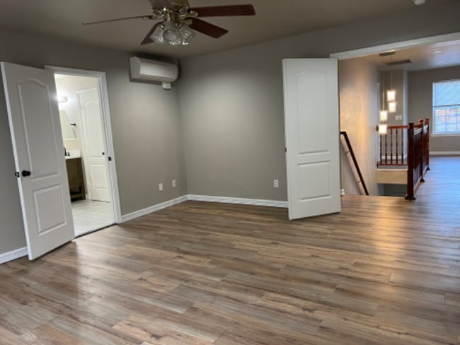 Photo - 12 Lake Louise Dr SW