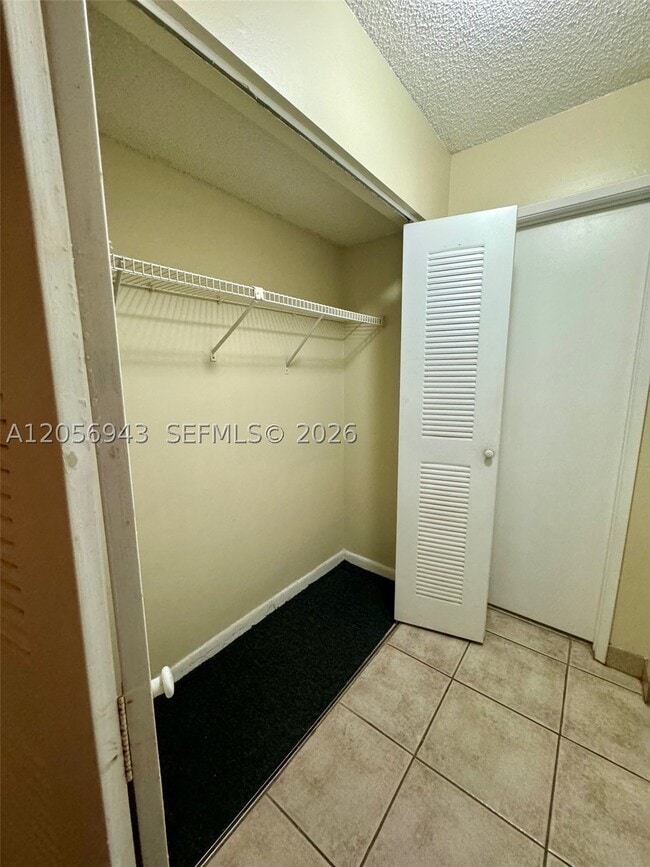 9945 Nob Hill Ct Unit 9945