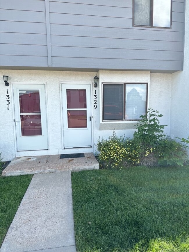 Building Photo - Townhome on Soaring Eagle for Rent