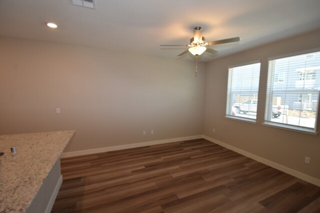 Photo - 4050 Liverpool St