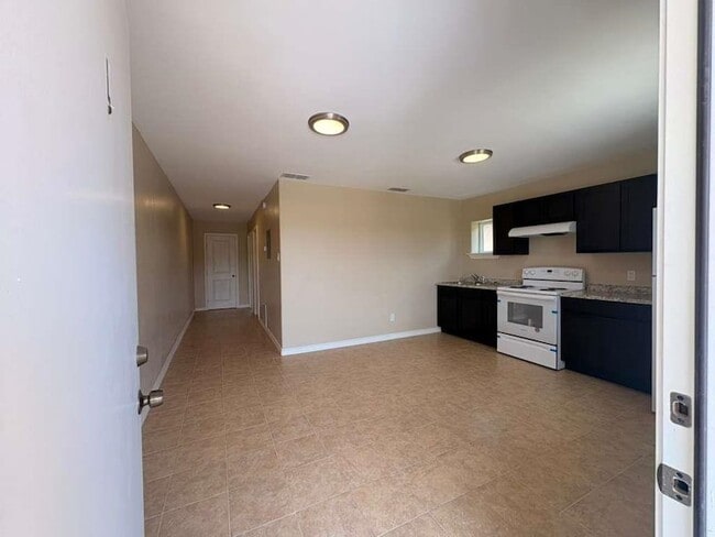 Photo - 4018 San Agustin Ave Unit L