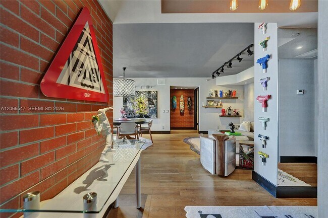 3610 Yacht Club Dr Unit 1206