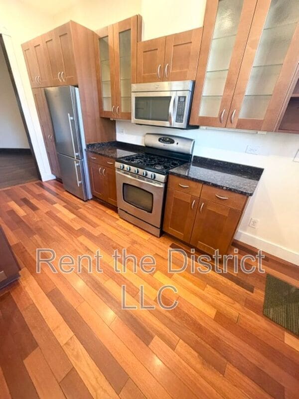 413 T St NW