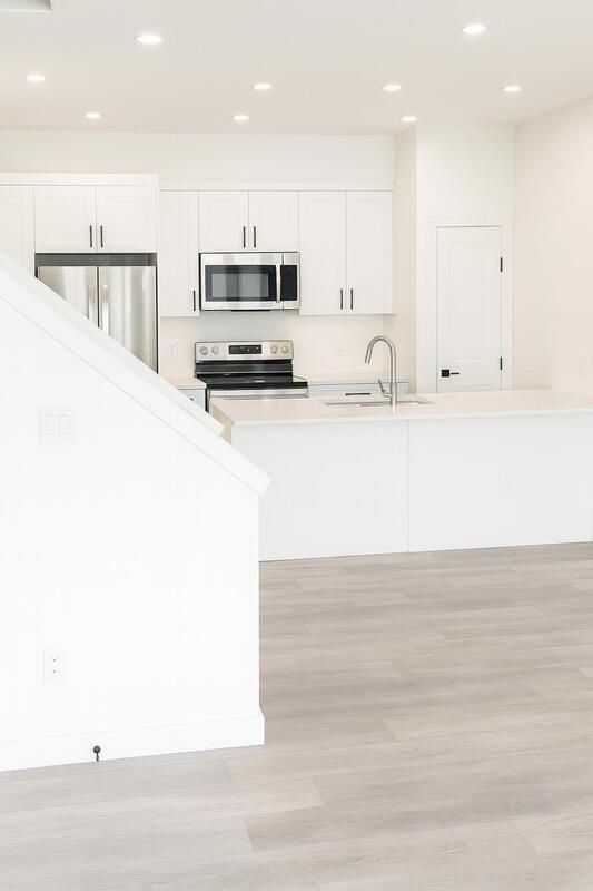 Photo - 11007 132 St NW