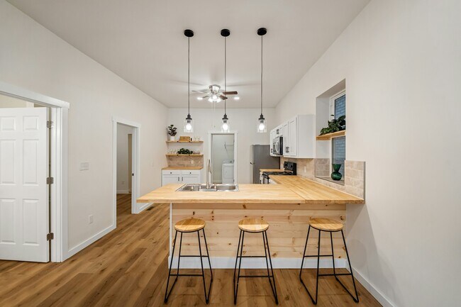 Photo - 1012 9th Ave