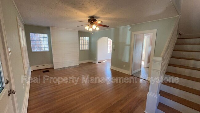 1428 Bellaire Pl