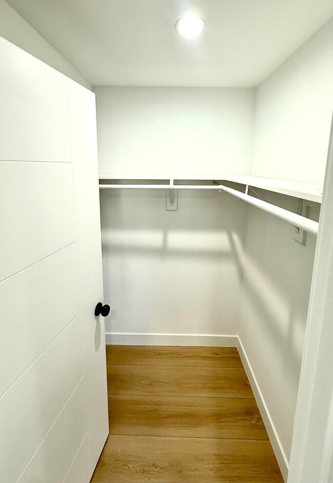 Photo - 4513 Rosewood Ave