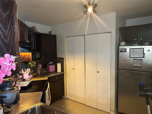 Photo - 6280 NW 186th St Unidad 301