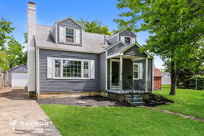 Photo - 11 Redbud Dr