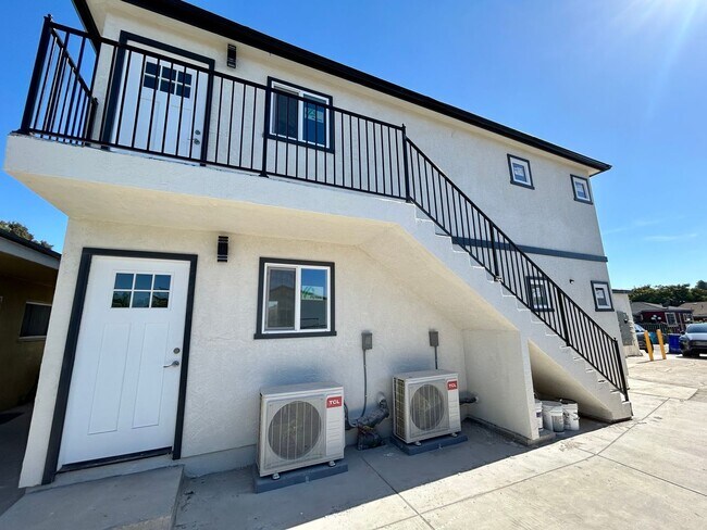 4776-4778 1/2 Castle Avenue  - 4780