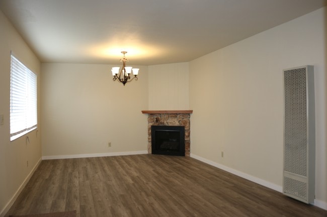 Photo - 2027 Encinal Ave