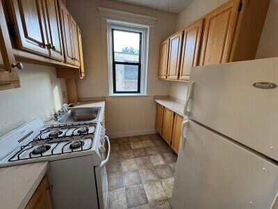 Building Photo - 1152 Commonwealth Ave Rental
