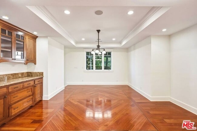 Photo - 1633 Voorhees Ave