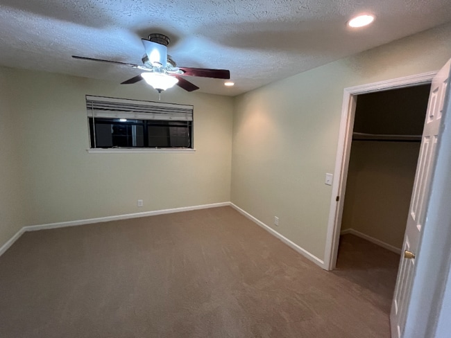 Photo - 3905 Westlawn Pl