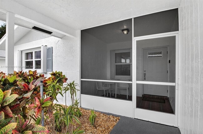 Photo - 3810 Rowena Cir