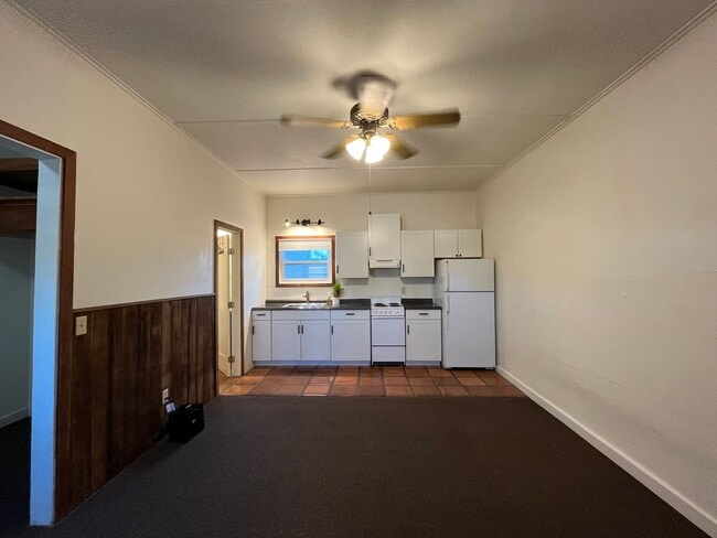 Photo - 510 1/2 6th St - PLACEMENT Unit 510 1/2 6th St