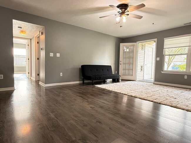 Photo - 1401 Millbrook Trail