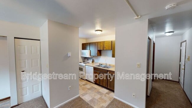 Photo - 7127 N Springboro Pike