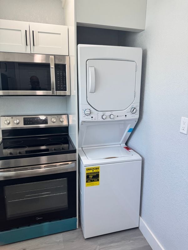 Photo - 803 E Cayuga St