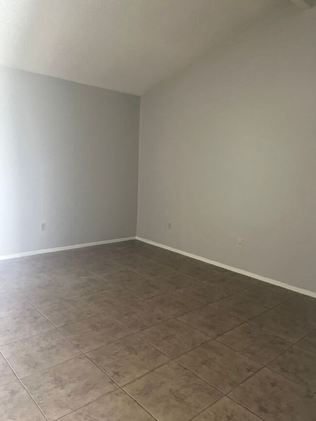 Photo - 7613 Quailwood Dr Unit 7613-B